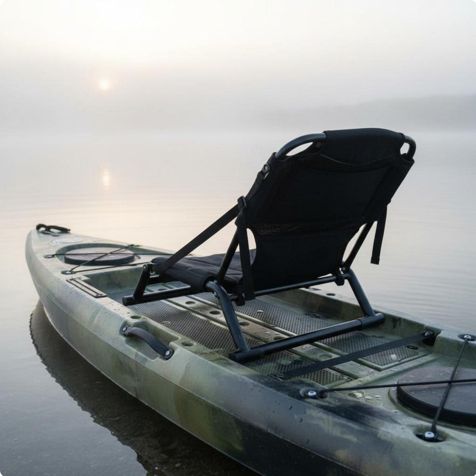 Fishing Boat Seat - 耐久性に優れたカヤック用シート。スチール製で、折りたたみ式。パドルボード、カヌー、釣りなどに最適。人間工学に基づいた設計で、背もたれも快適。